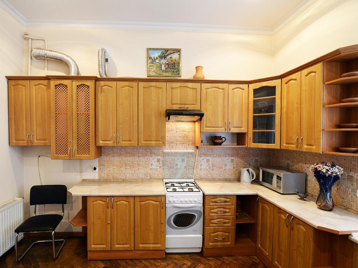 The Historical Family Nest In City Centre 리비프 외부 사진